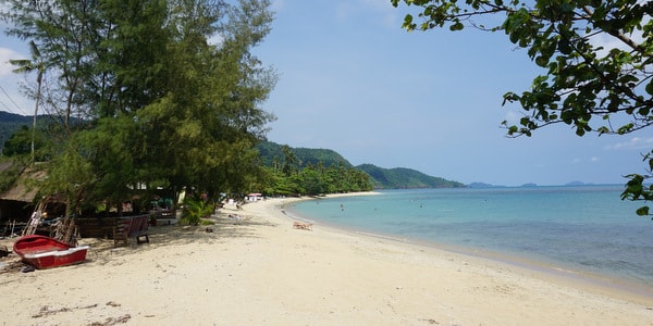bang bao beach koh chang