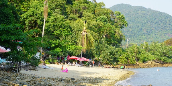 hat-sai-noi-beach-koh-chang