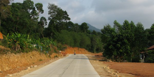 back road koh chang