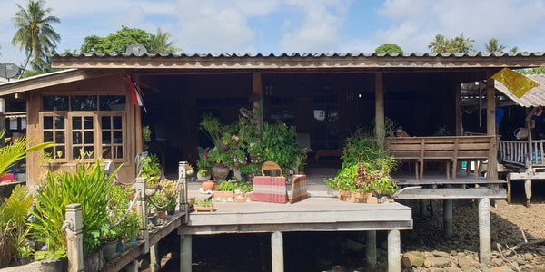 interior canale guesthouse klong mad koh kood