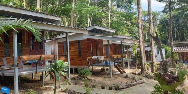 bungalows smasll guesthouse koh kood