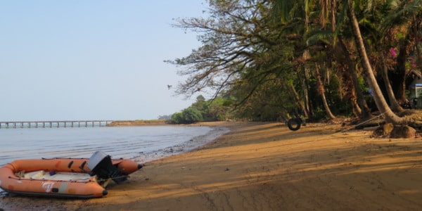 On the beach in Than Mayom on the Koh Chang east coast