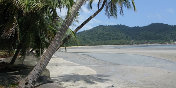 Looking down Klong Son Beach