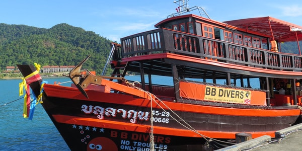 boat bb divers pier bang bao koh chang