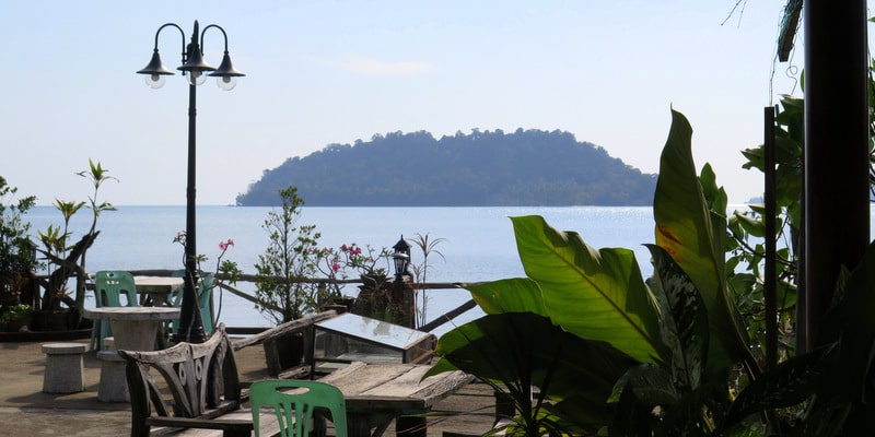 exterior decking rommai chailay seafood chek bae koh chang