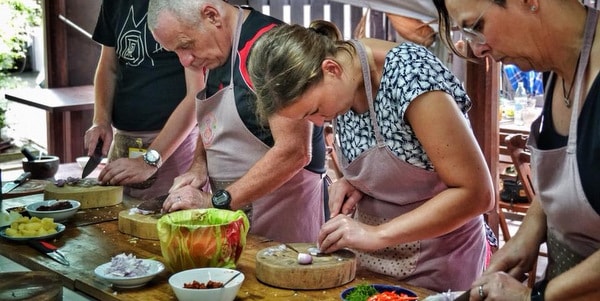 students kati culinary cooking school koh chang