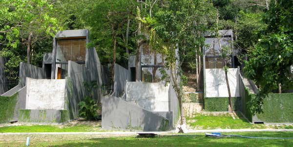 resort unfinished koh kham