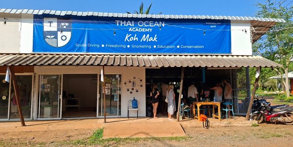 Thai Ocean Academy Koh Mak shop front thai ocean academy koh mak