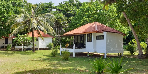 bungalows lazy days resort koh mak