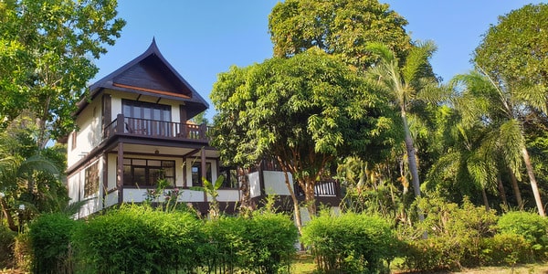 front coconut villa koh mak