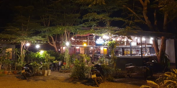 night koh mak restaurants