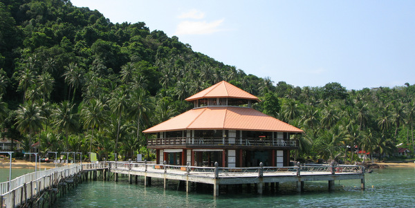 pier pakarang resort