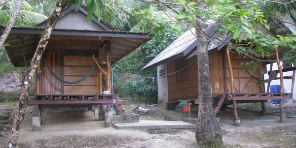 bungalows ao yai ma grandmar huts koh wai