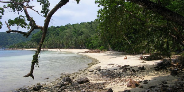 paradise beach koh wai