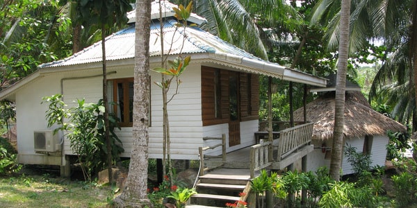 bungalow analay resort ao ngamkho resorts koh kood
