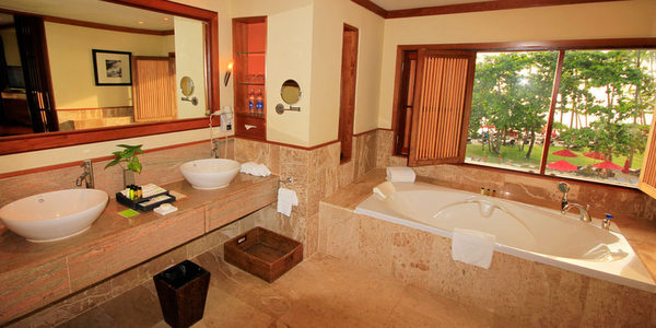 emerald-cove-koh-chang-bathroom