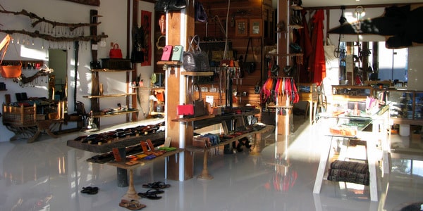 souvenirs leather goods Koh Chang